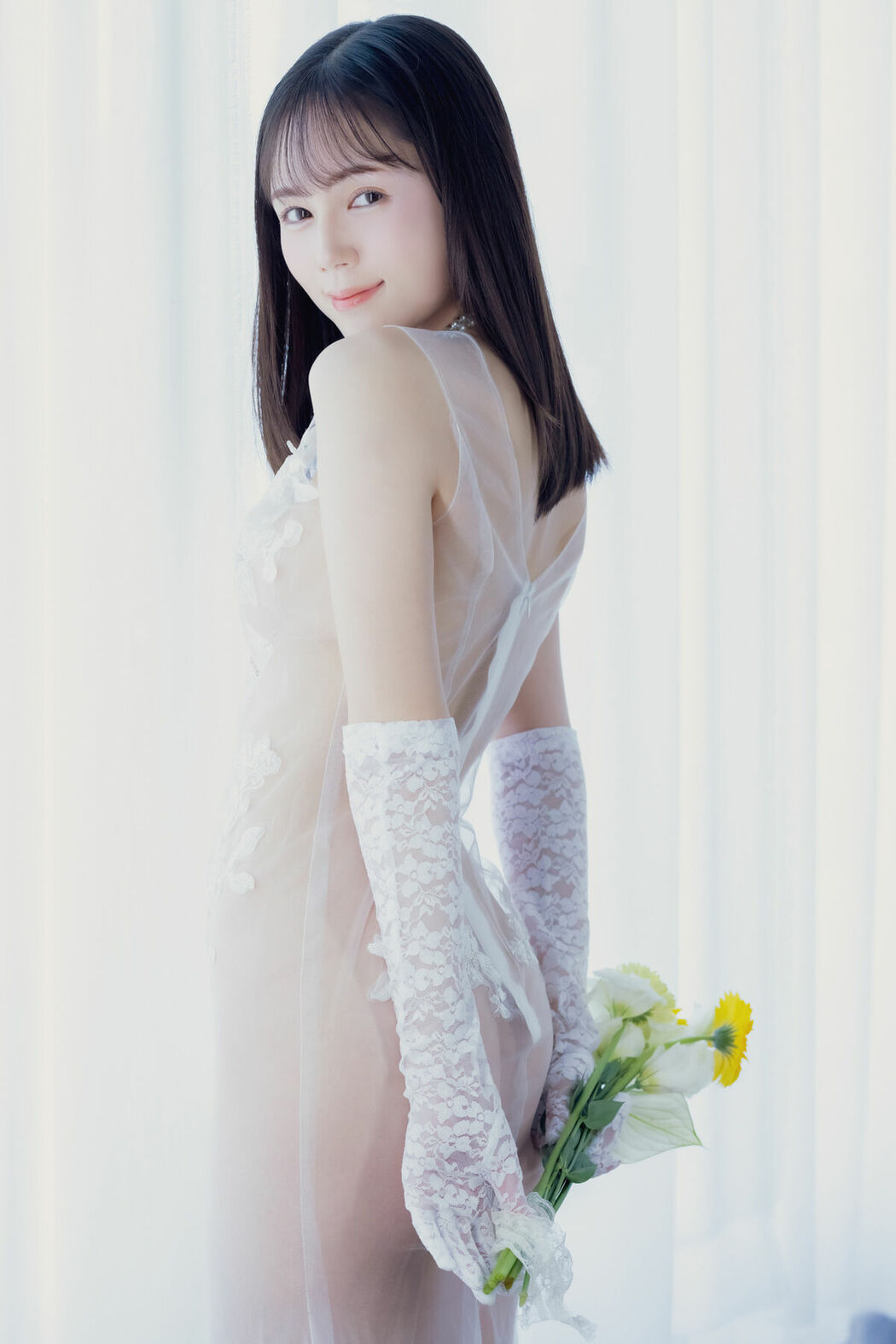 JP Suzumori Remu 涼森れむ – FRIDAYデジタル写真集 White Sun (52P)