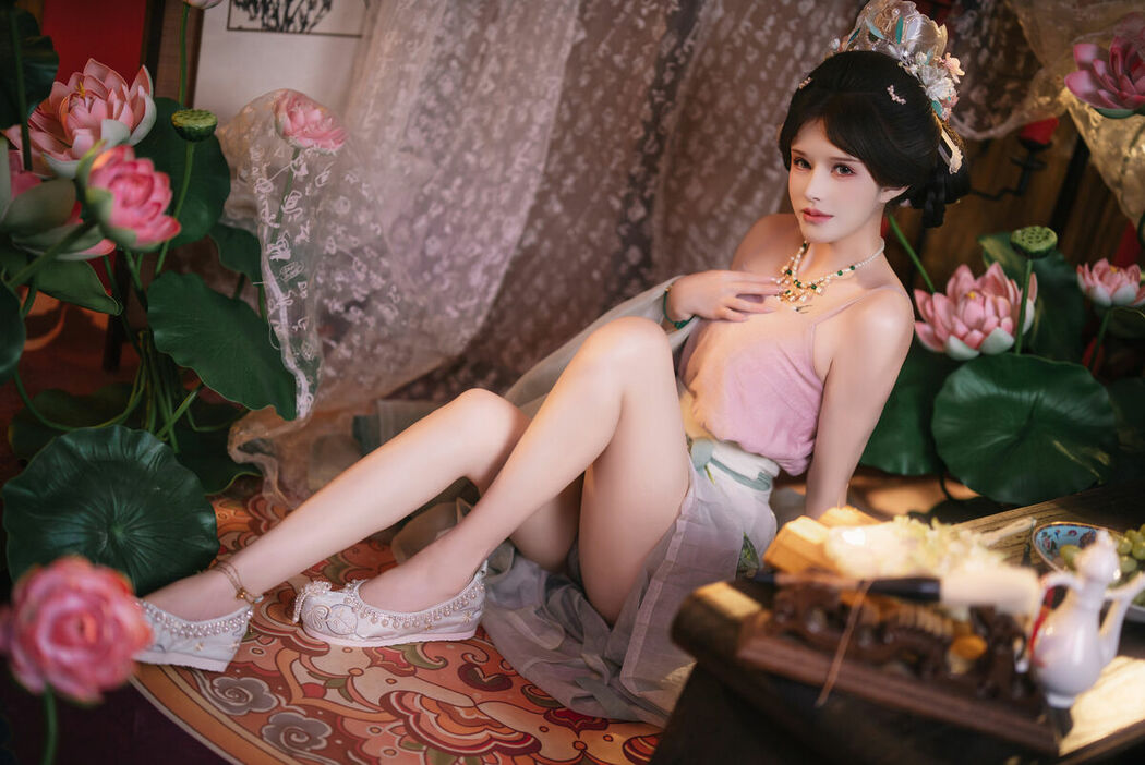 Coser@鹿八岁 – 粽你枕相思 Part01 (66P – 1V)