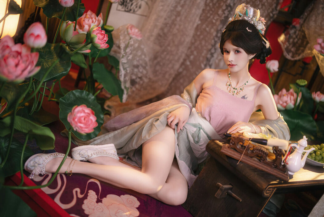 Coser@鹿八岁 – 粽你枕相思 Part01 (66P – 1V)