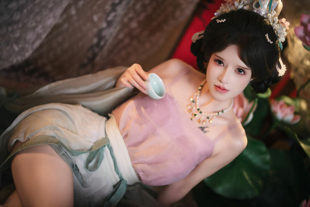 Coser@鹿八岁 – 粽你枕相思 Part01 (66P – 1V)