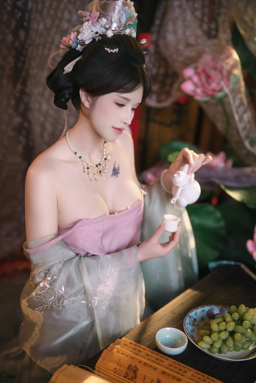 Coser@鹿八岁 – 粽你枕相思 Part02 (65P)