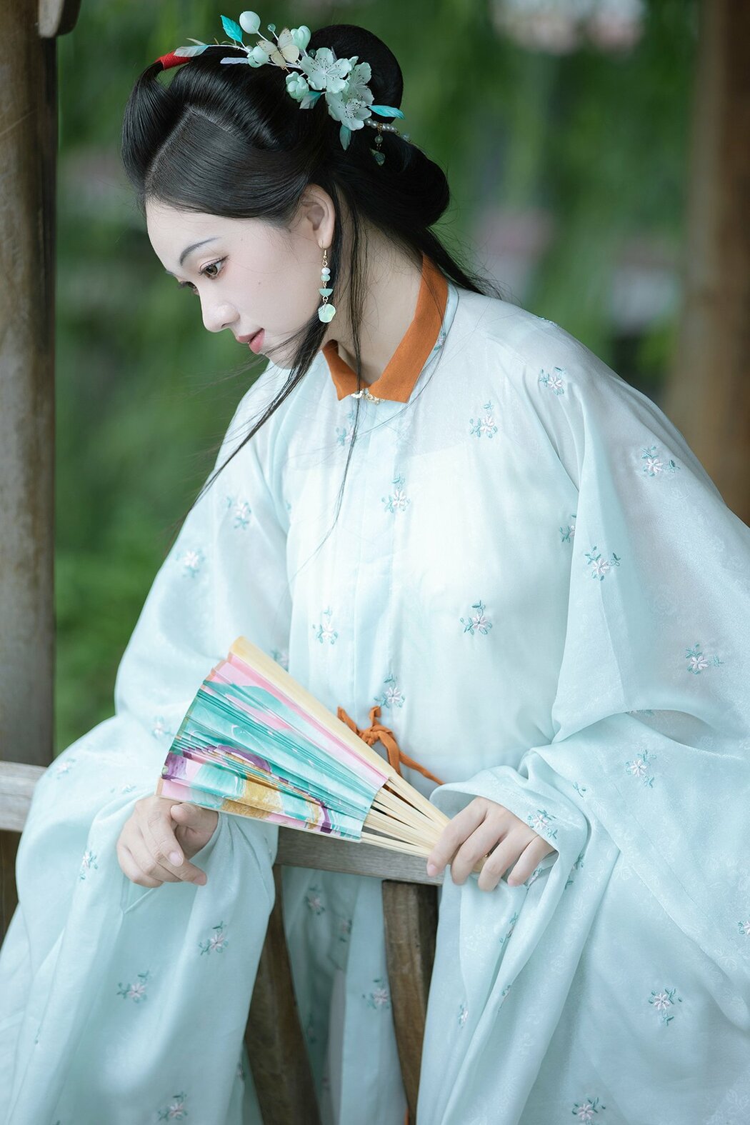 YiTuYu艺图语 Vol.9480 Qiu Da Da (41P) Cover Photo