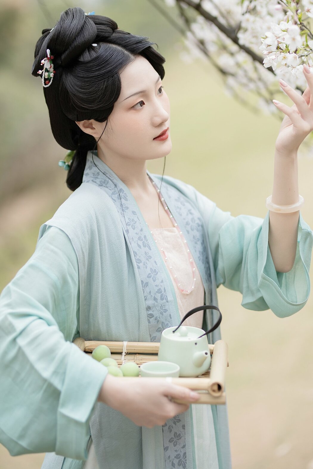 YiTuYu艺图语 Vol.9478 Sen Sen (14P) Cover Photo