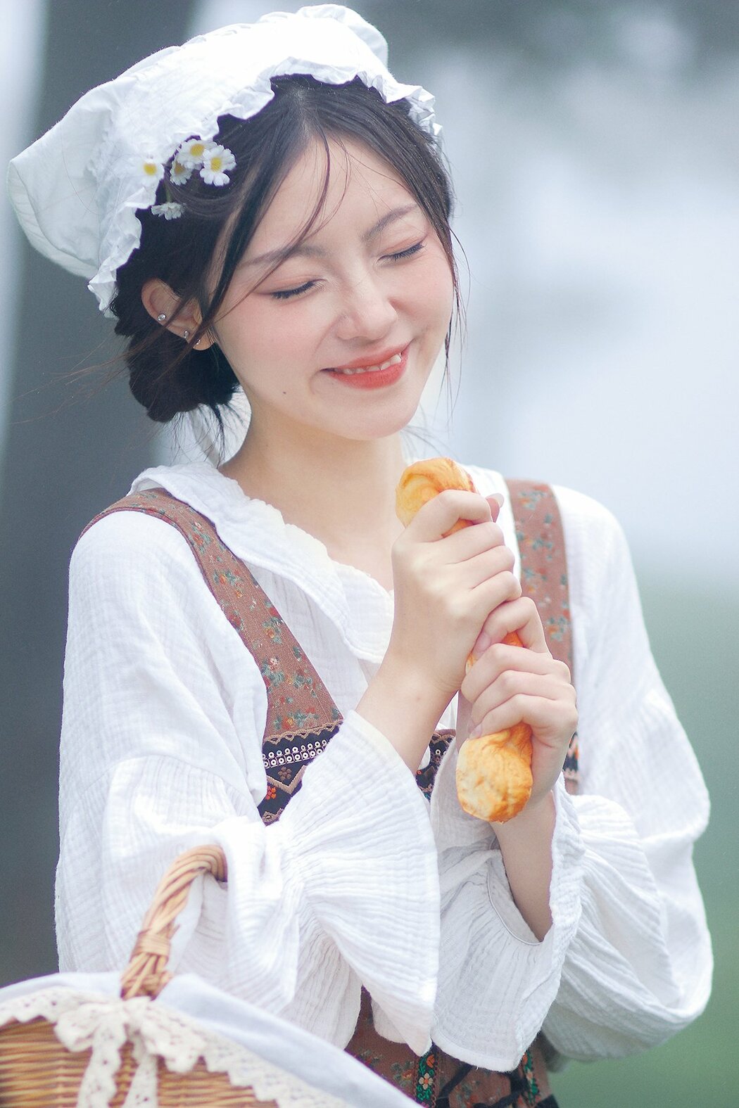 YiTuYu艺图语 Vol.9481 Lu Li (14P) Cover Photo