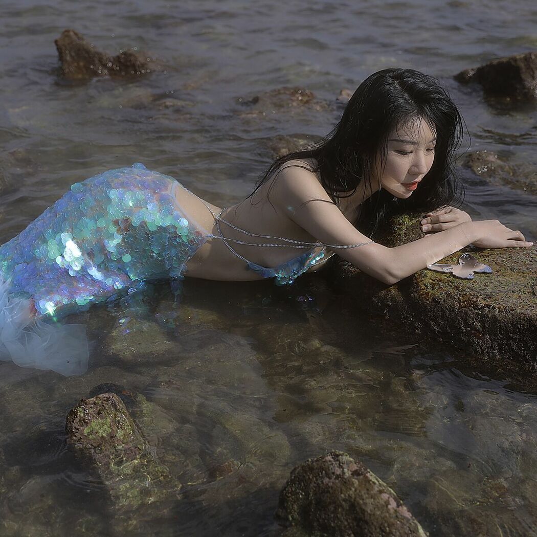 YiTuYu艺图语 Vol.9486 Wendy Yuan Zi Mo Te (17P)