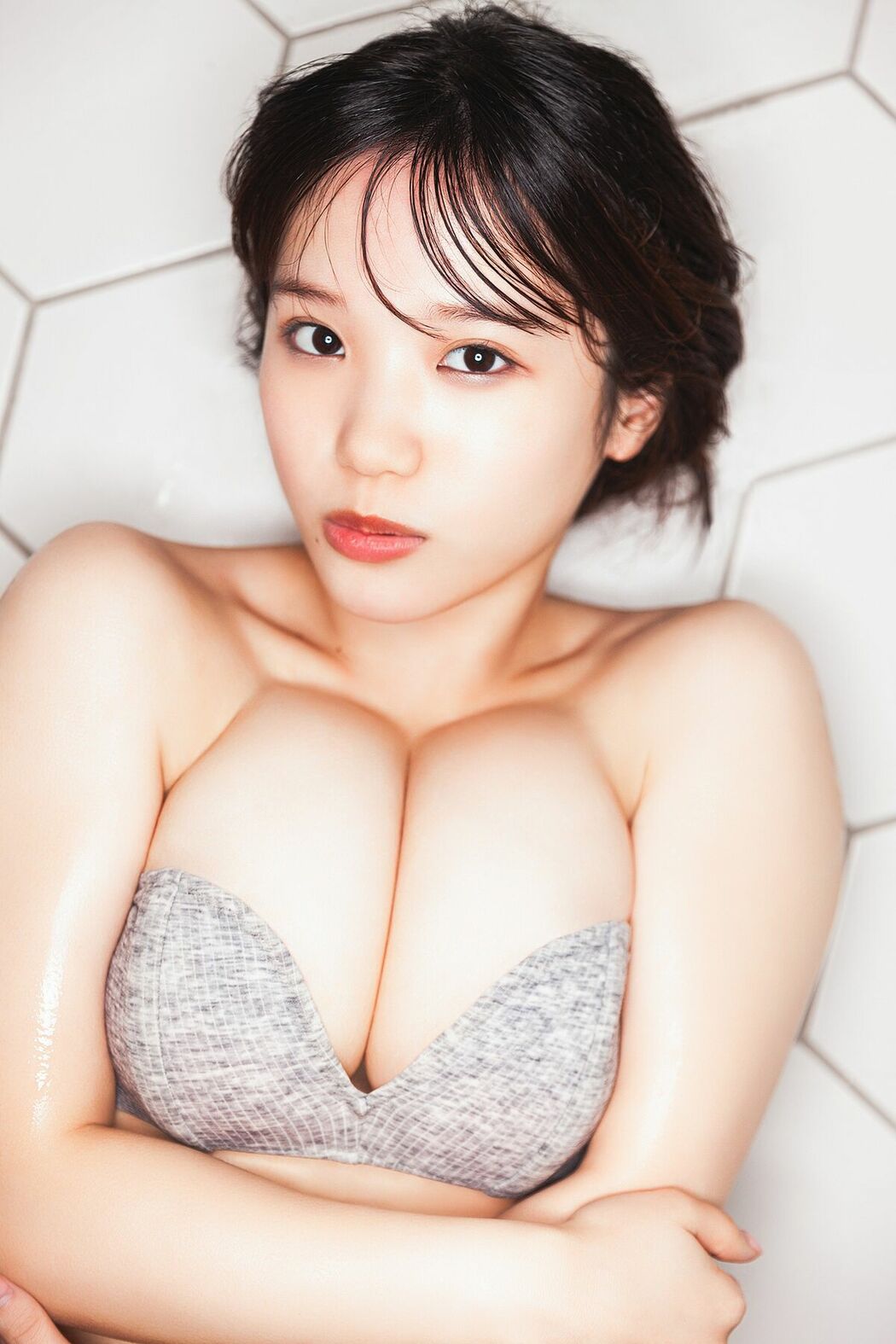 JP Minami Hori 堀みなみ – FRIDAYデジタル写真集 聖なるHカップ Vol.3 オール未公開100ページ完全版 (87P)