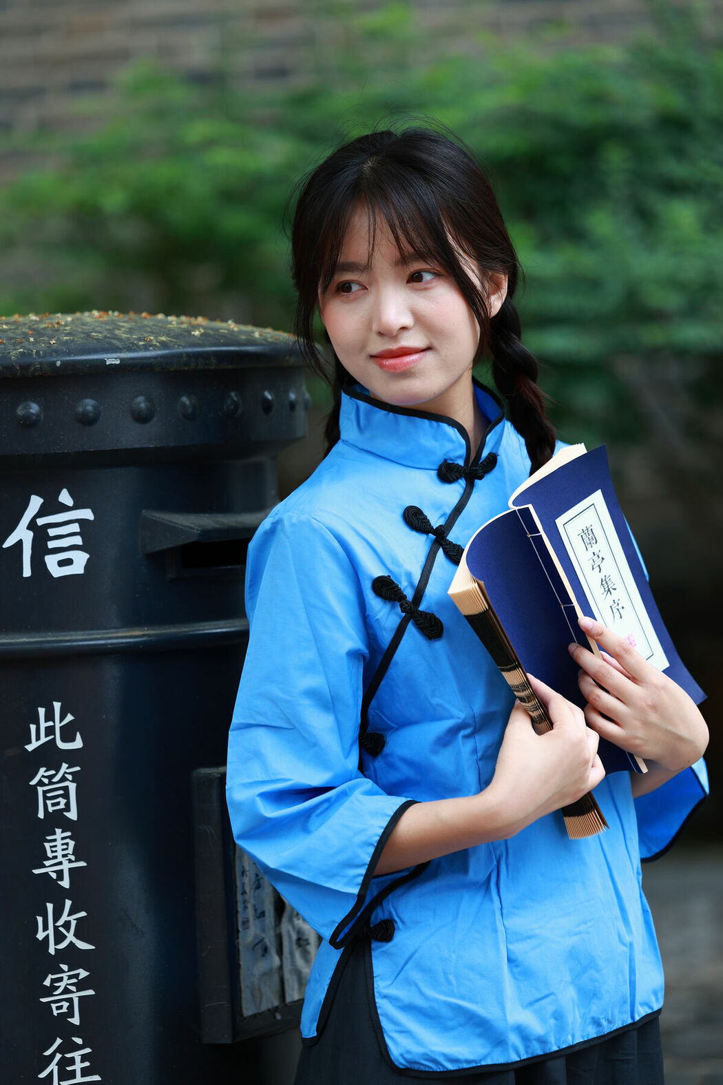 YiTuYu艺图语 Vol.9488 Wan Zi (26P)