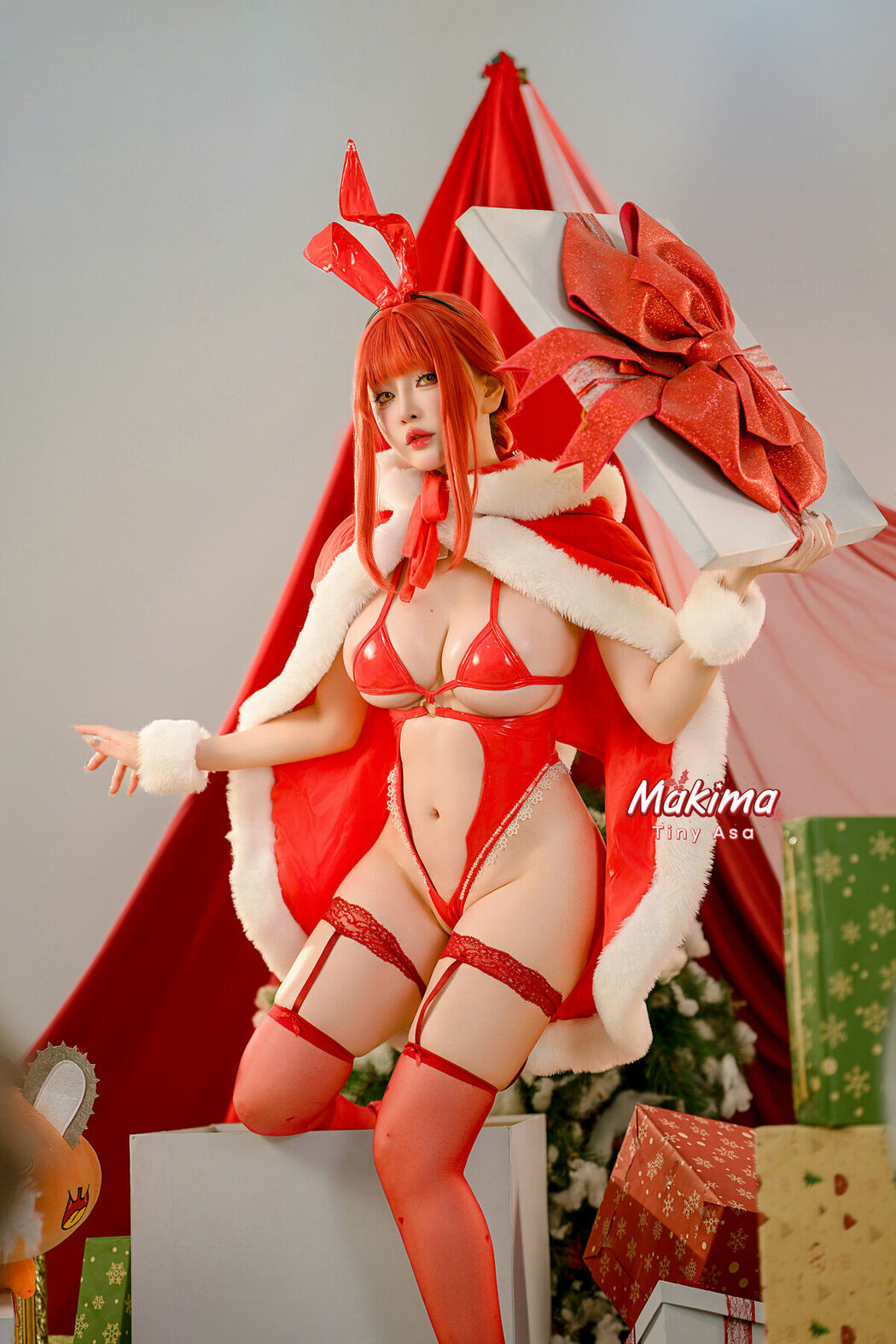 Coser@Tiny Asa – 电锯人 玛奇玛 圣诞 (51P – 1V)