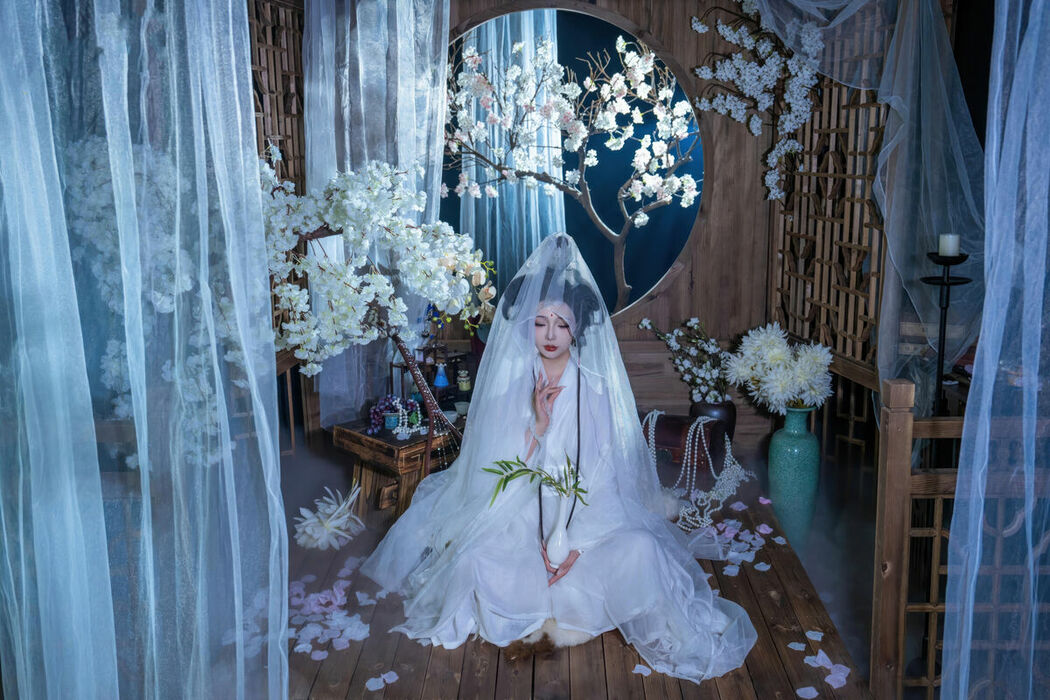 Coser@yuuhui玉汇 – 欲观音 Part01 (69P – 1V)