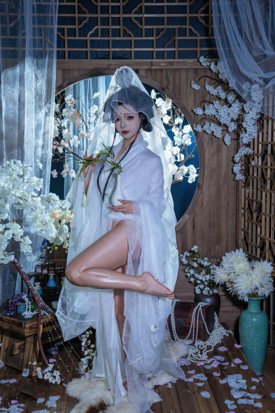 Coser@yuuhui玉汇 – 欲观音 Part01 (69P – 1V)