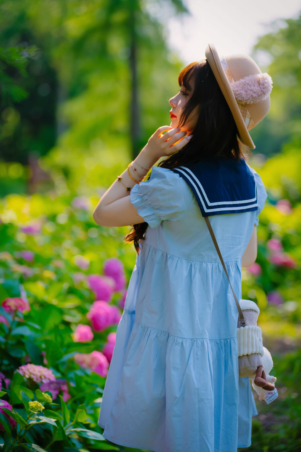 YiTuYu艺图语 Vol.9494 Xiang Gu Cai Bao (34P)