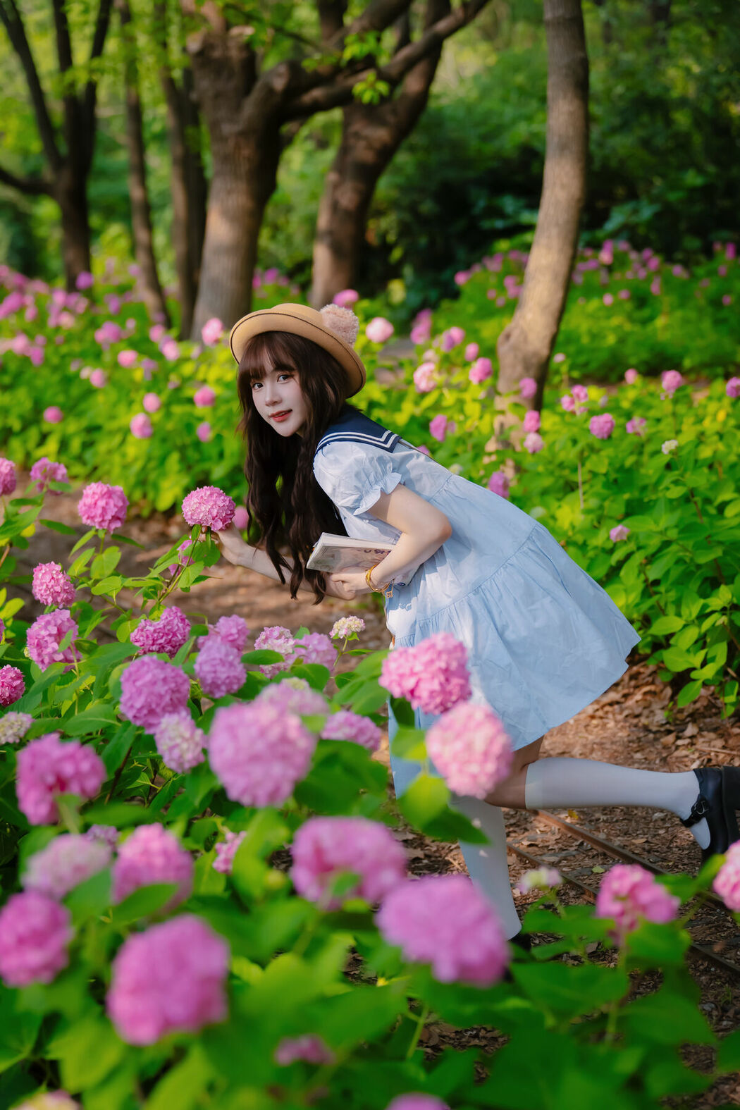 YiTuYu艺图语 Vol.9494 Xiang Gu Cai Bao (34P)