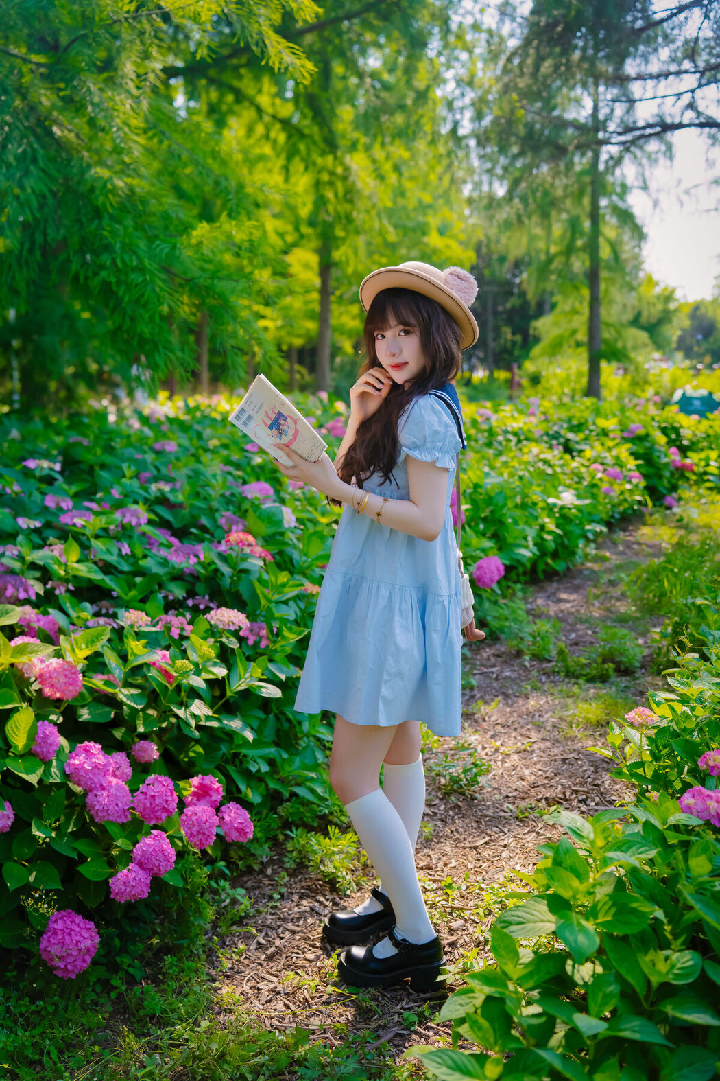 YiTuYu艺图语 Vol.9494 Xiang Gu Cai Bao (34P)