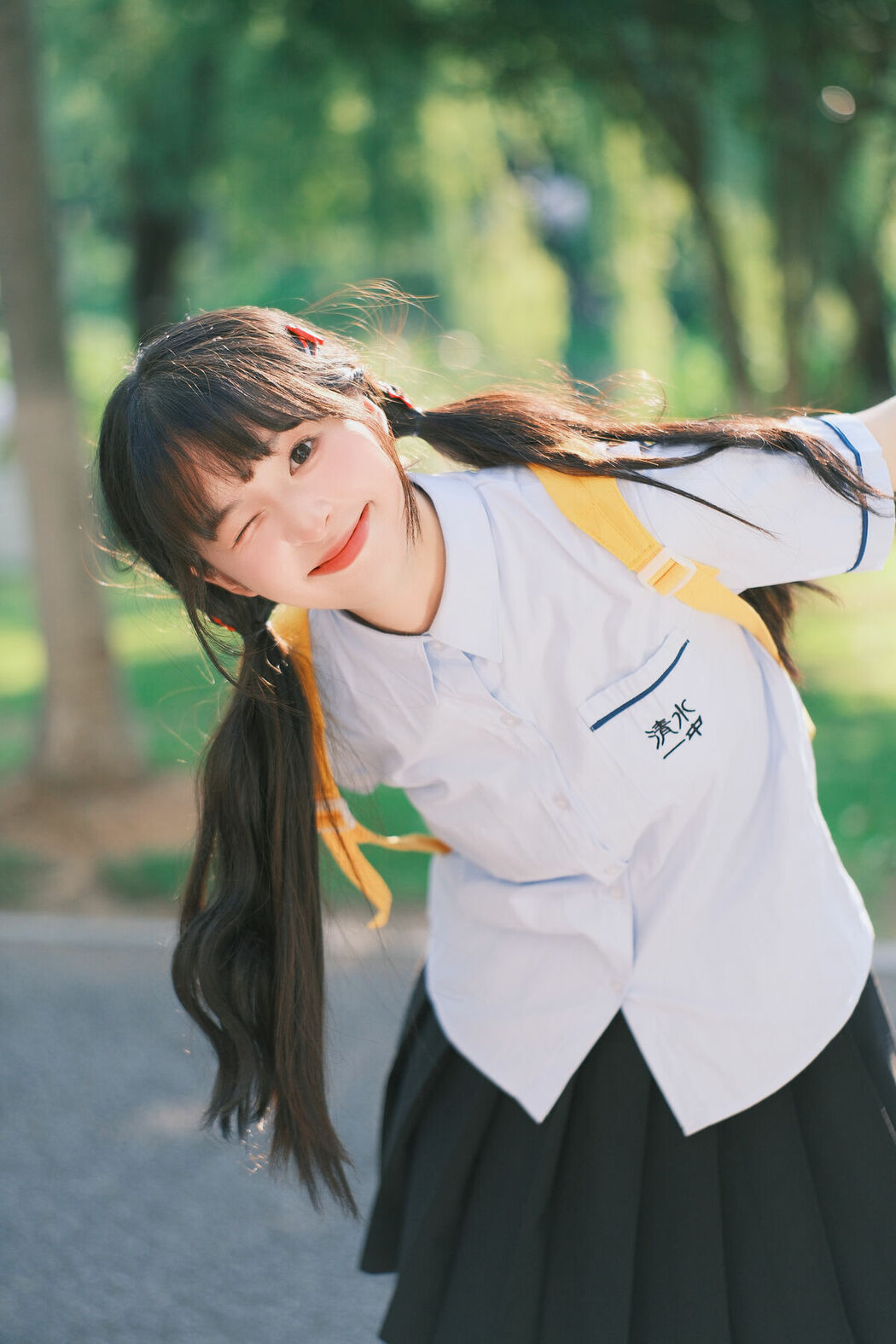YiTuYu艺图语 Vol.9496 Xia Yu Xiao Nian (21P)