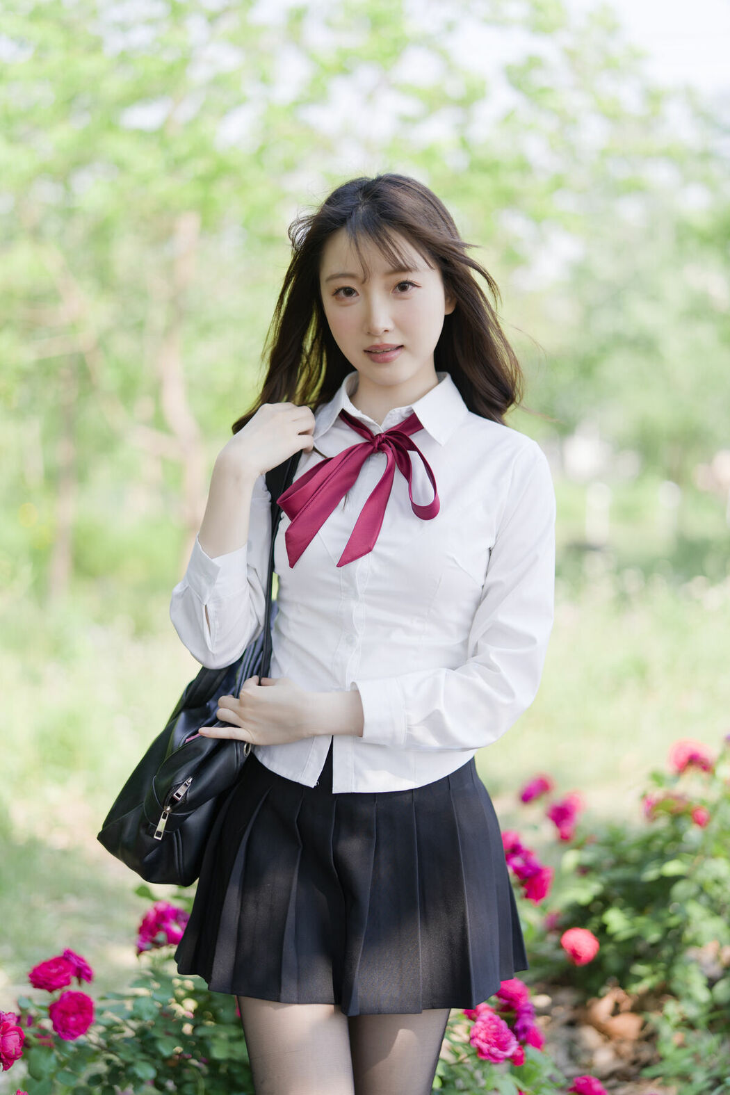 YiTuYu艺图语 Vol.9495 Bing Leng Qi E (39P)