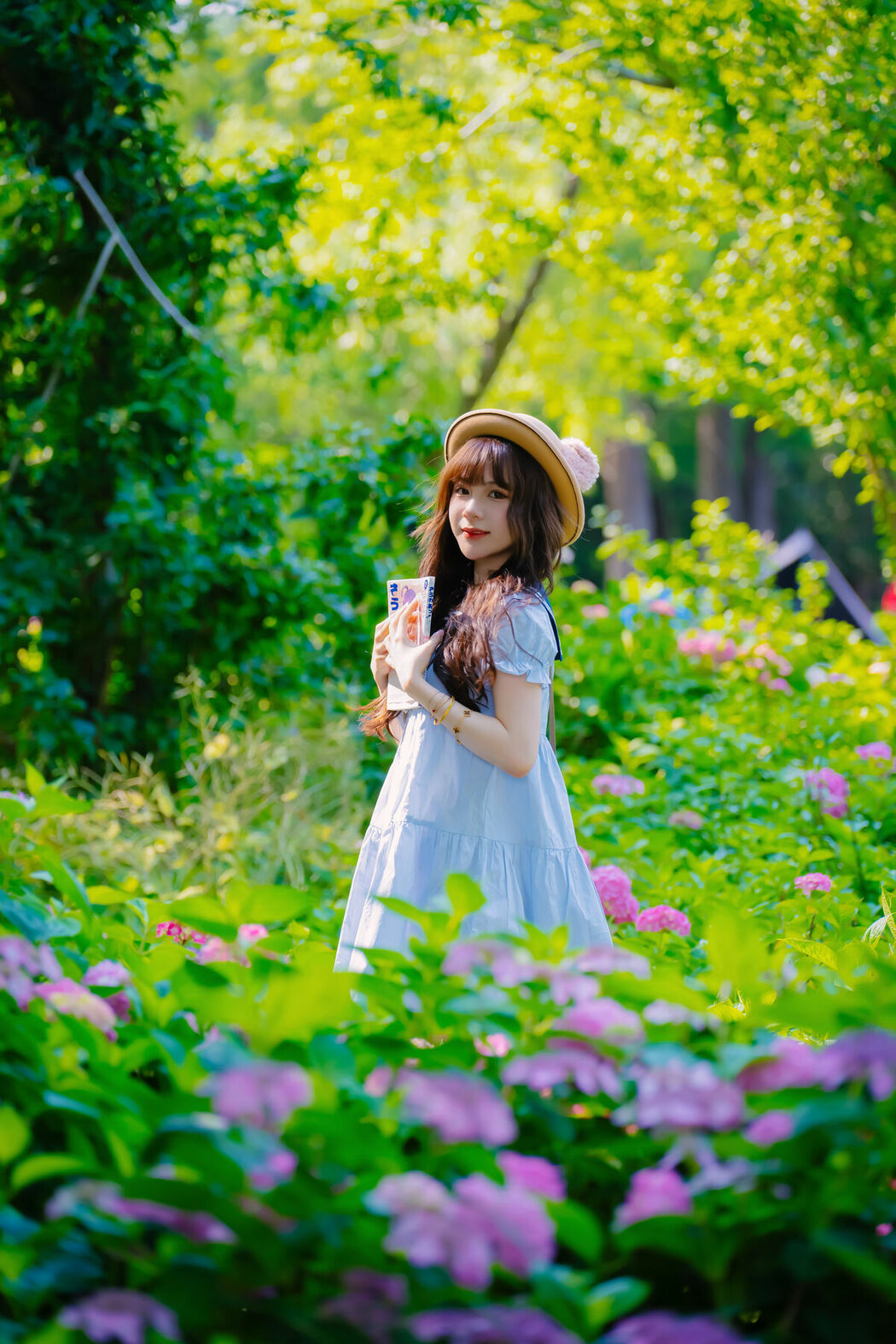 YiTuYu艺图语 Vol.9494 Xiang Gu Cai Bao (34P)