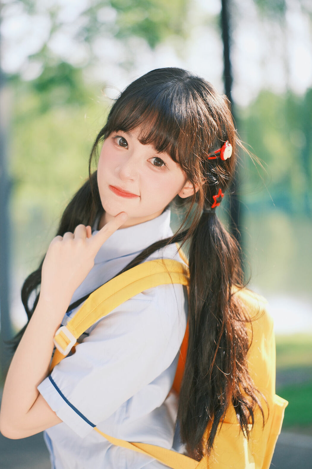YiTuYu艺图语 Vol.9496 Xia Yu Xiao Nian (21P)