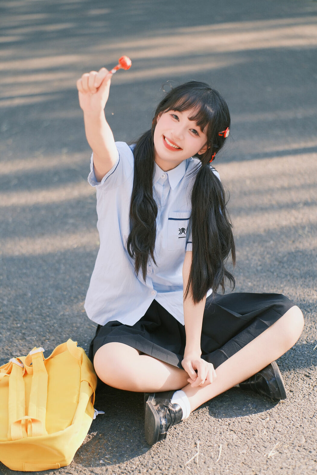 YiTuYu艺图语 Vol.9496 Xia Yu Xiao Nian (21P)
