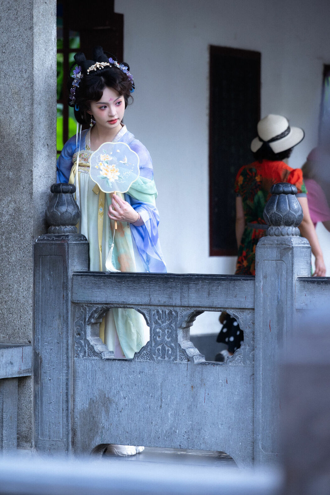 YiTuYu艺图语 Vol.9500 Ting Ting Bu Shi Ting Ting (25P)