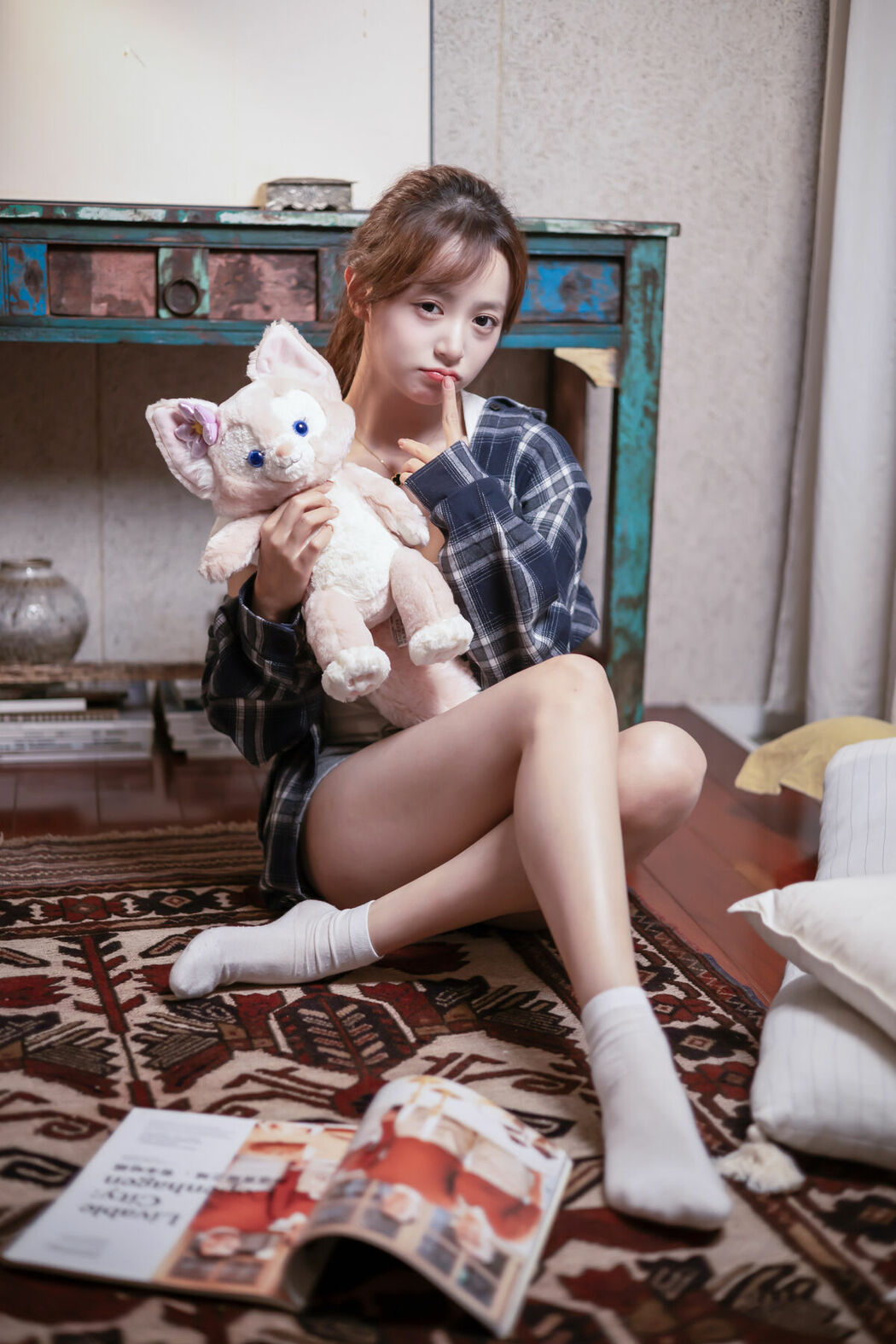 YiTuYu艺图语 Vol.9516 Xiao Yi (28P)