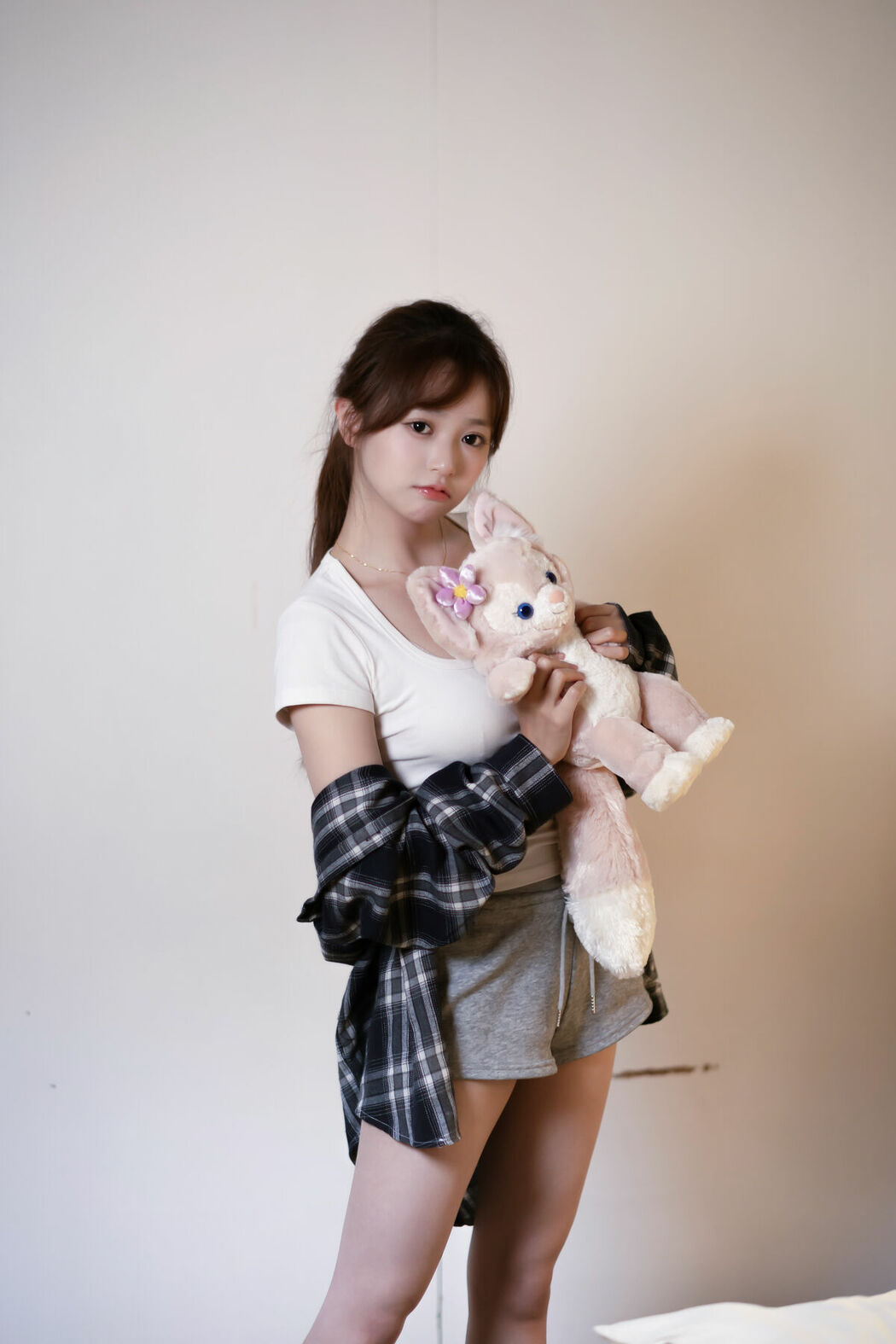 YiTuYu艺图语 Vol.9516 Xiao Yi (28P)