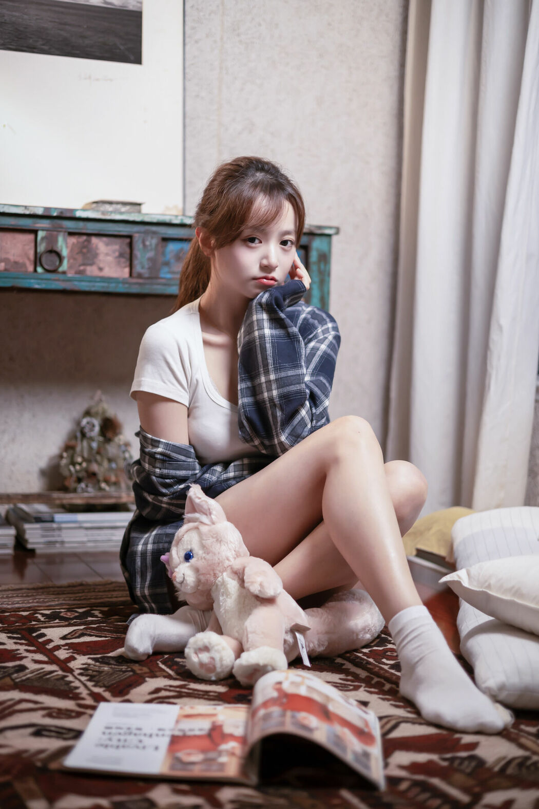 YiTuYu艺图语 Vol.9516 Xiao Yi (28P)
