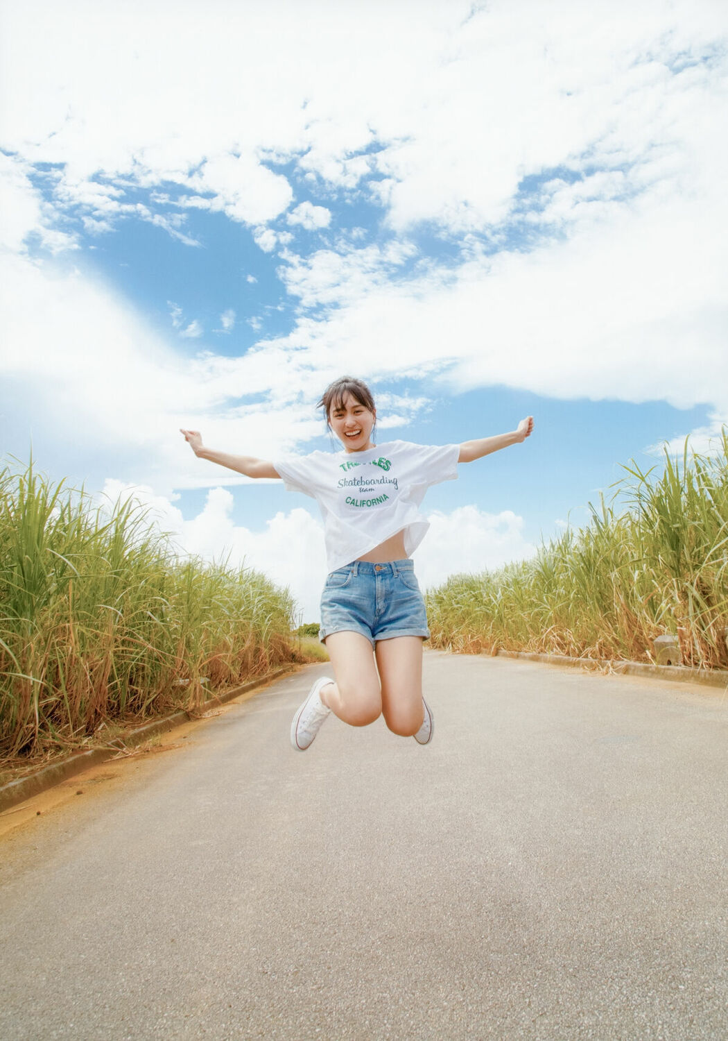 JP Haruka Kaki 賀喜遥香 – 乃木坂46賀喜遥香 1st写真集 まっさら v4 Part01 (68P)