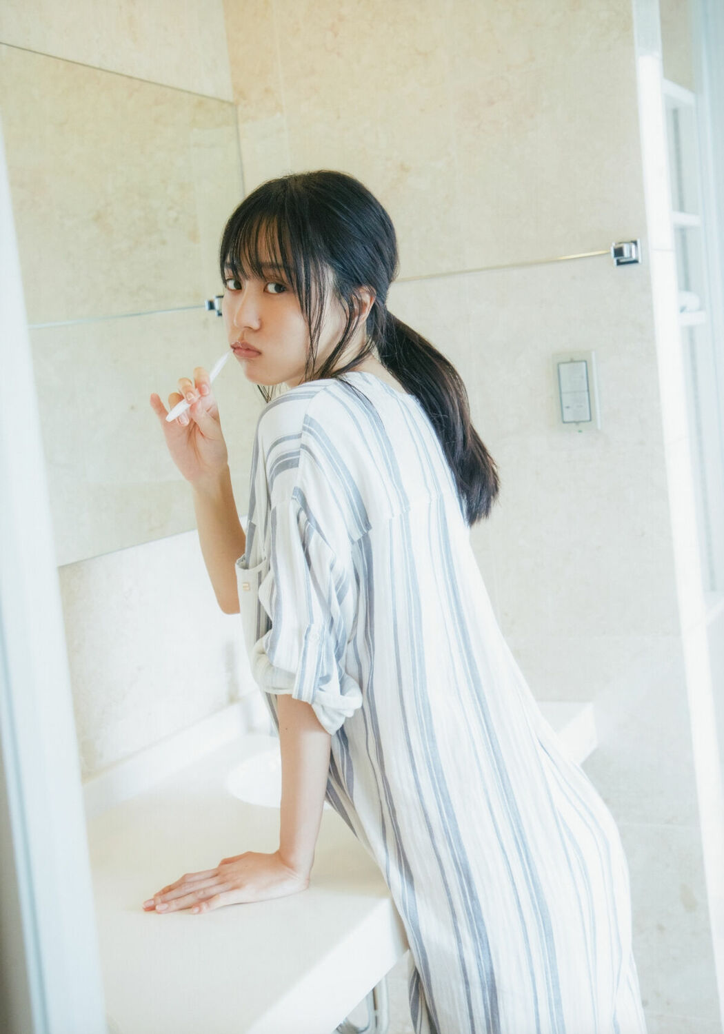 JP Haruka Kaki 賀喜遥香 – 乃木坂46賀喜遥香 1st写真集 まっさら v4 Part02 (68P)