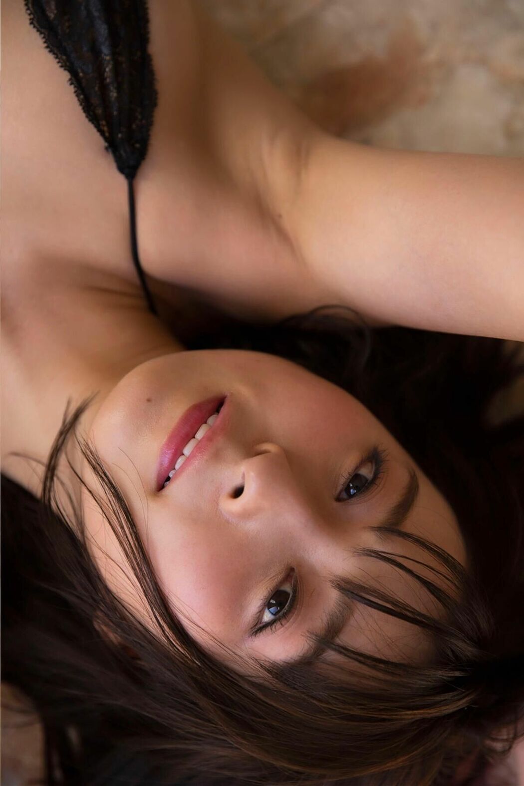 JP Saki Ogata 緒方咲 – 君のその長い脚で踏まれたい ギルドデジタル写真集 Part01 (64P)