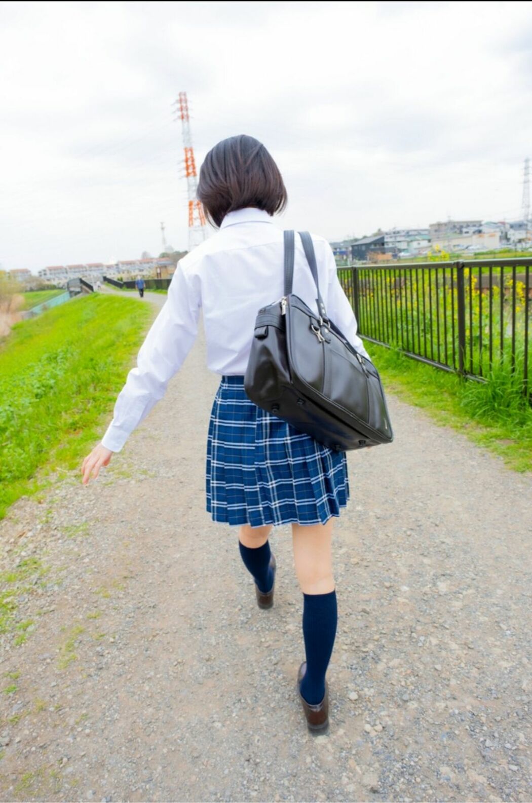 JP Sumire Kuramoto 倉本すみれ – Youth Aoharu 青春アオハル (100P)