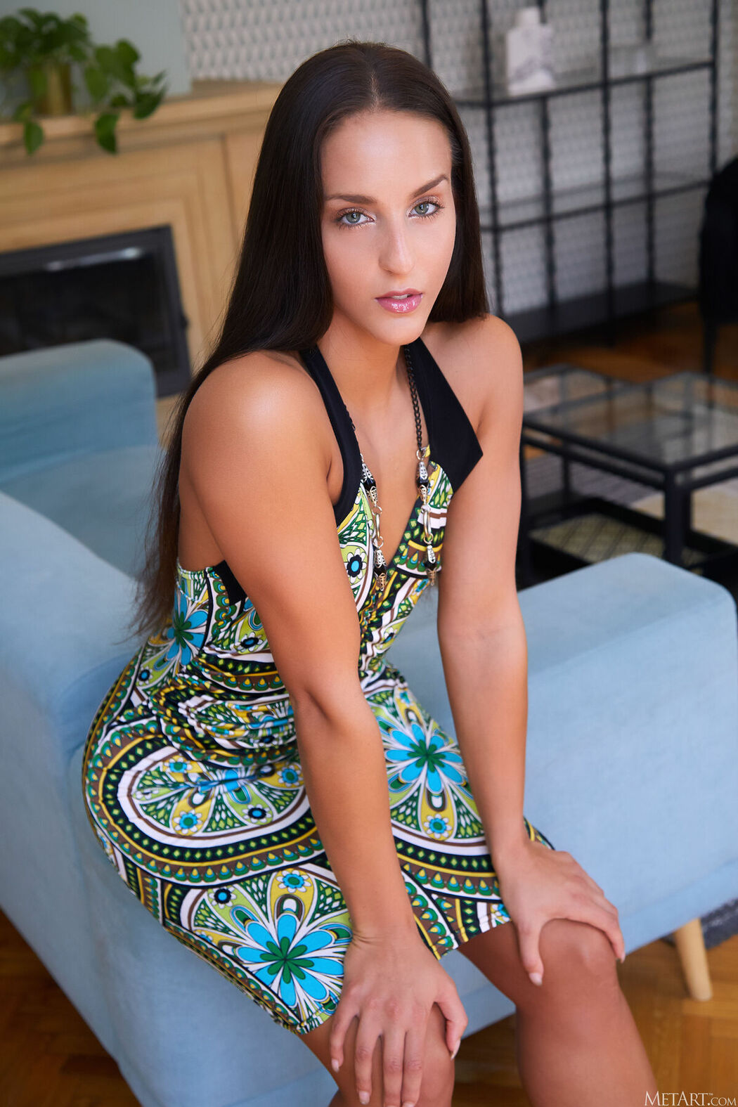 MetArt Betzz – Smolder Part01 (75P)