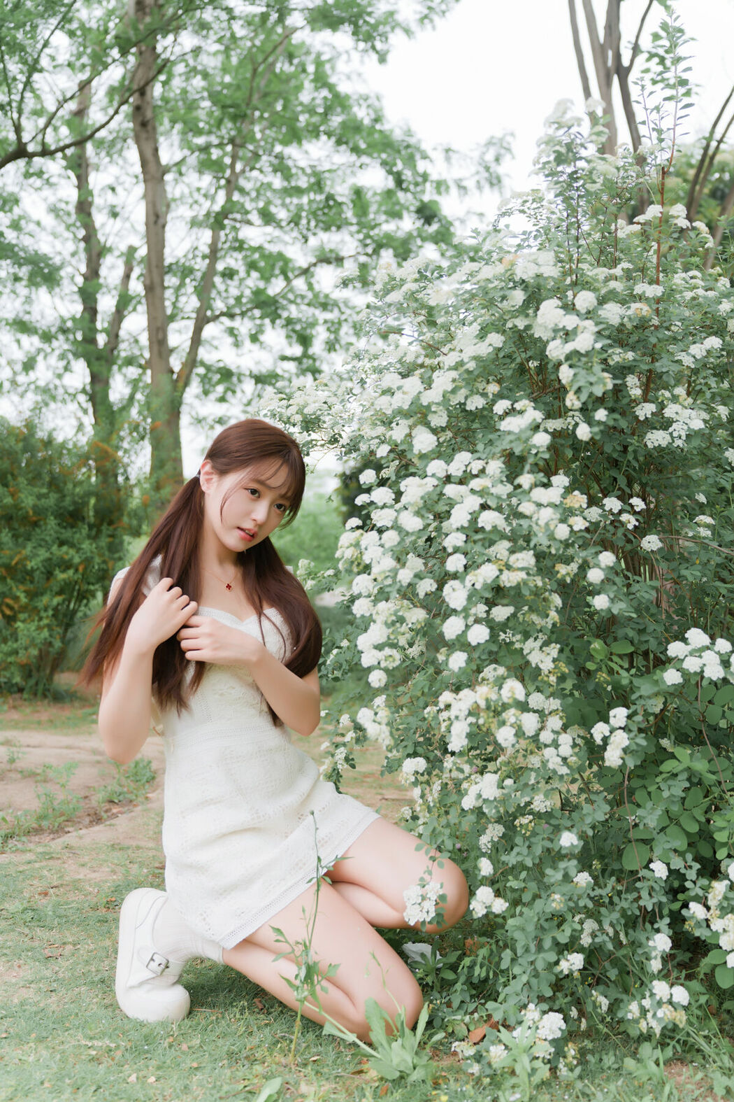 YiTuYu艺图语 Vol.9519 Xiao Yi (33P)