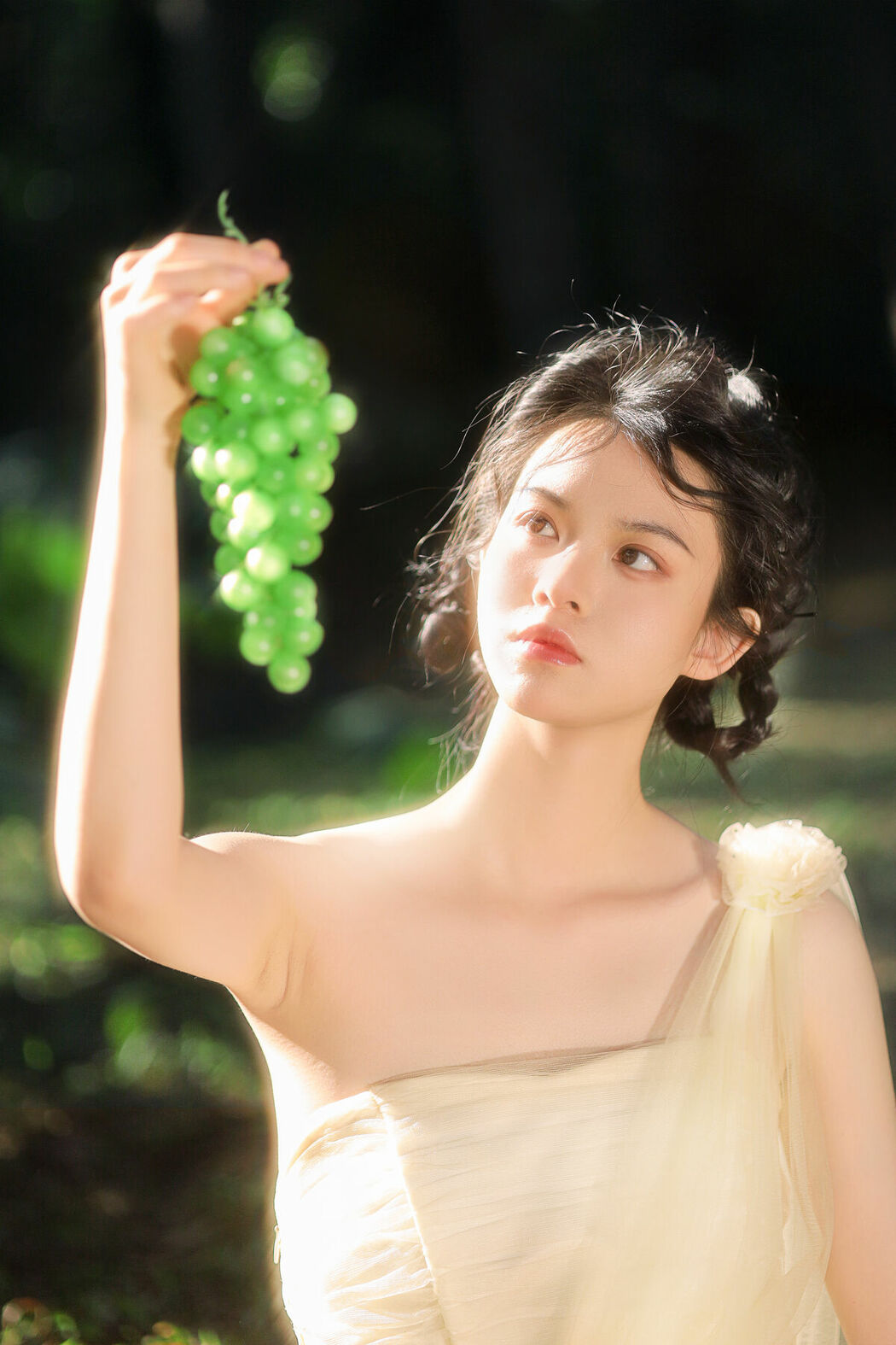 YiTuYu艺图语 Vol.9521 Bu Ai Chi Cong Xing Ren (14P)