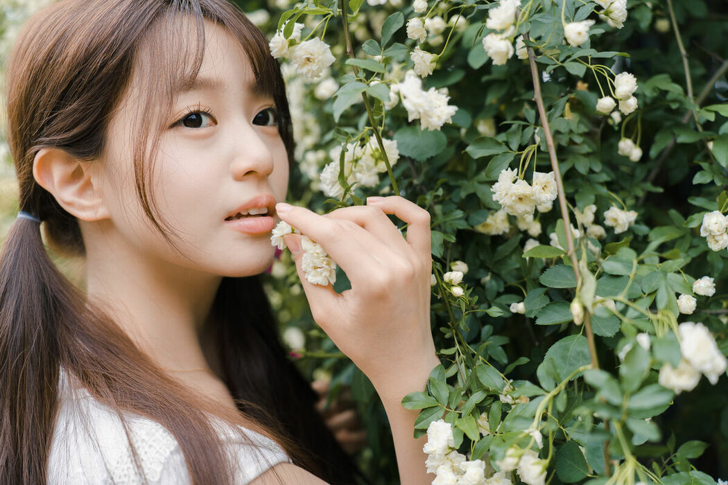 YiTuYu艺图语 Vol.9519 Xiao Yi (33P)
