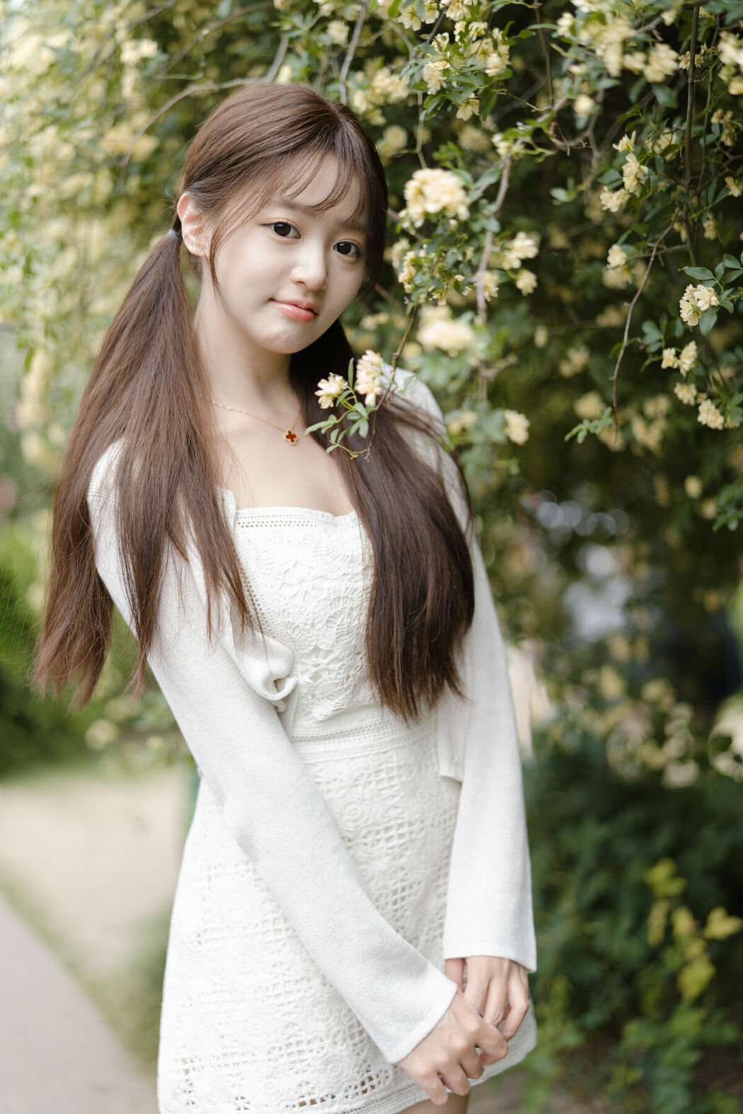 YiTuYu艺图语 Vol.9519 Xiao Yi (33P)