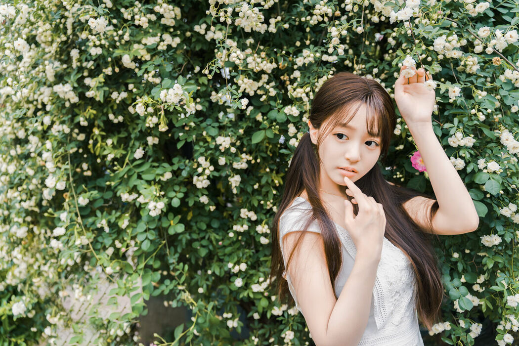 YiTuYu艺图语 Vol.9519 Xiao Yi (33P)