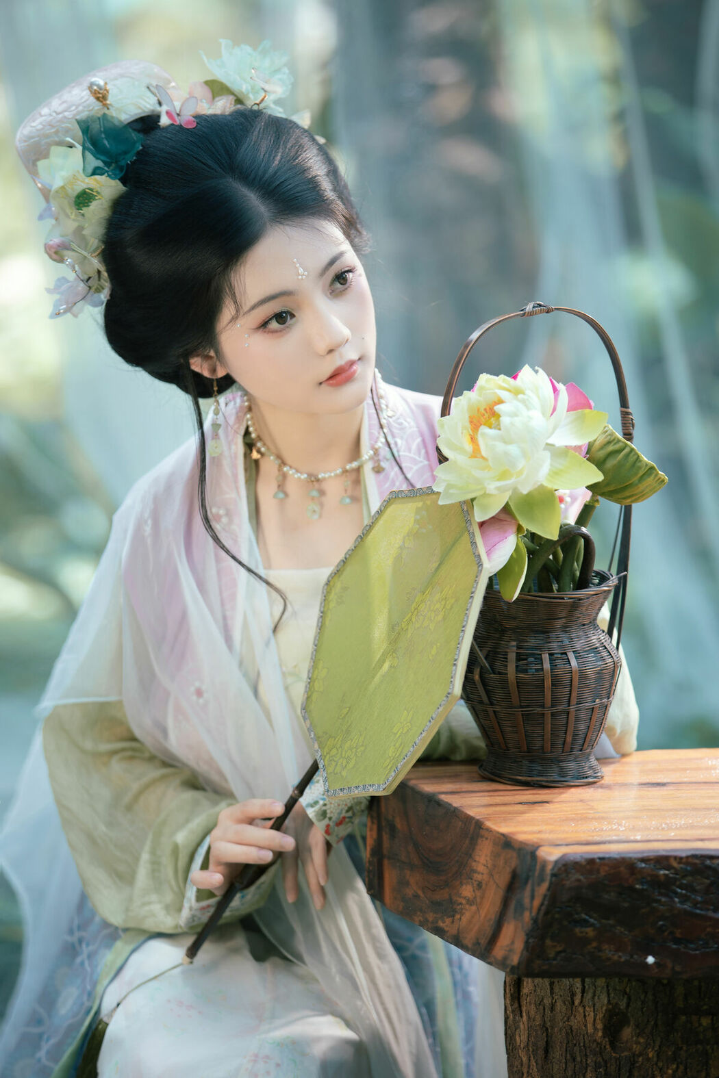 YiTuYu艺图语 Vol.9523 Wu Ying Kun Kun (28P)