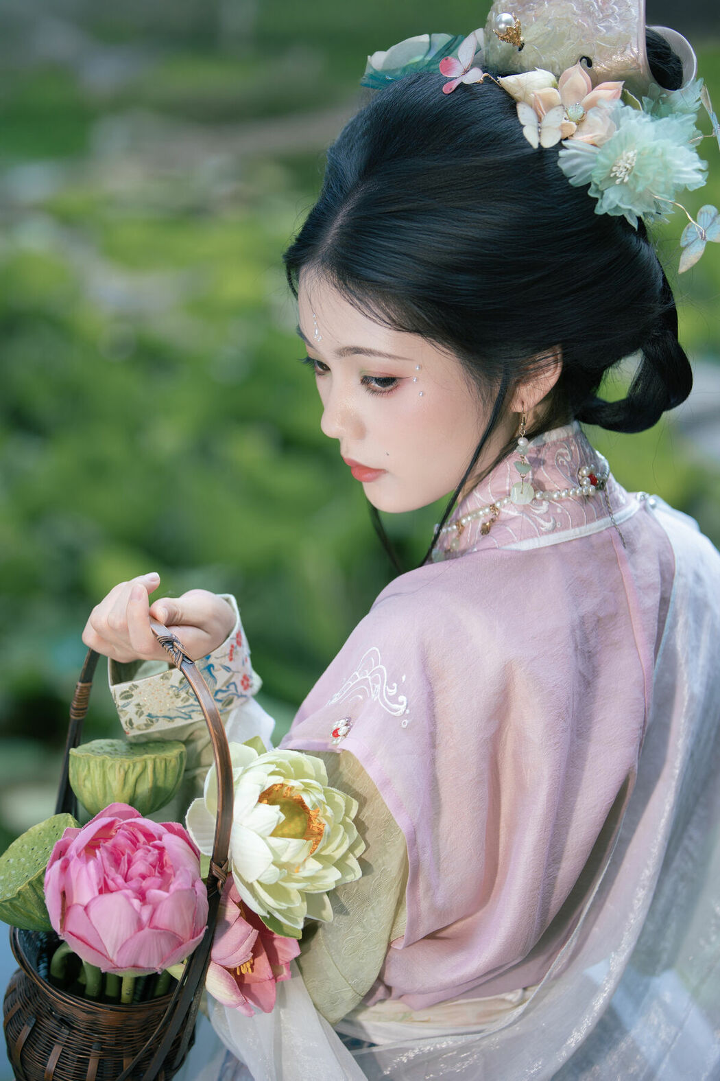 YiTuYu艺图语 Vol.9523 Wu Ying Kun Kun (28P)