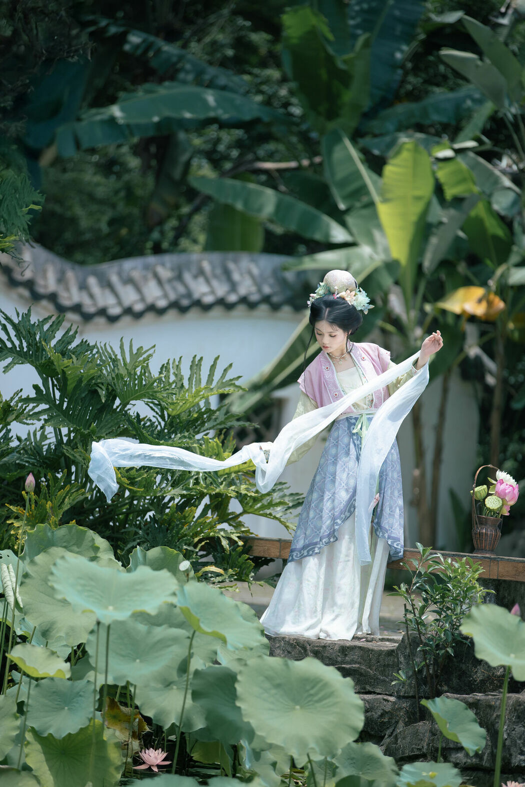 YiTuYu艺图语 Vol.9523 Wu Ying Kun Kun (28P)