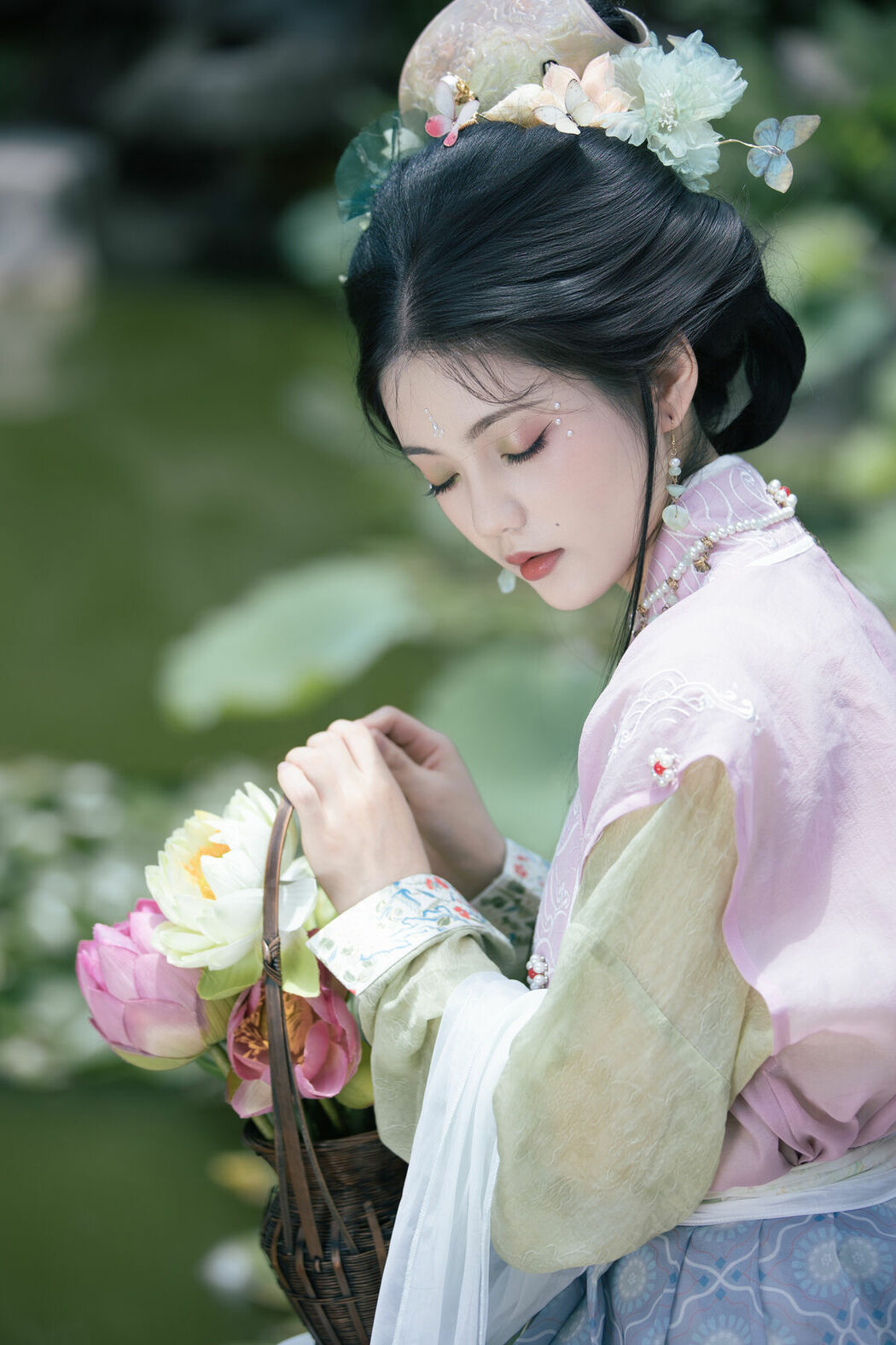 YiTuYu艺图语 Vol.9523 Wu Ying Kun Kun (28P)