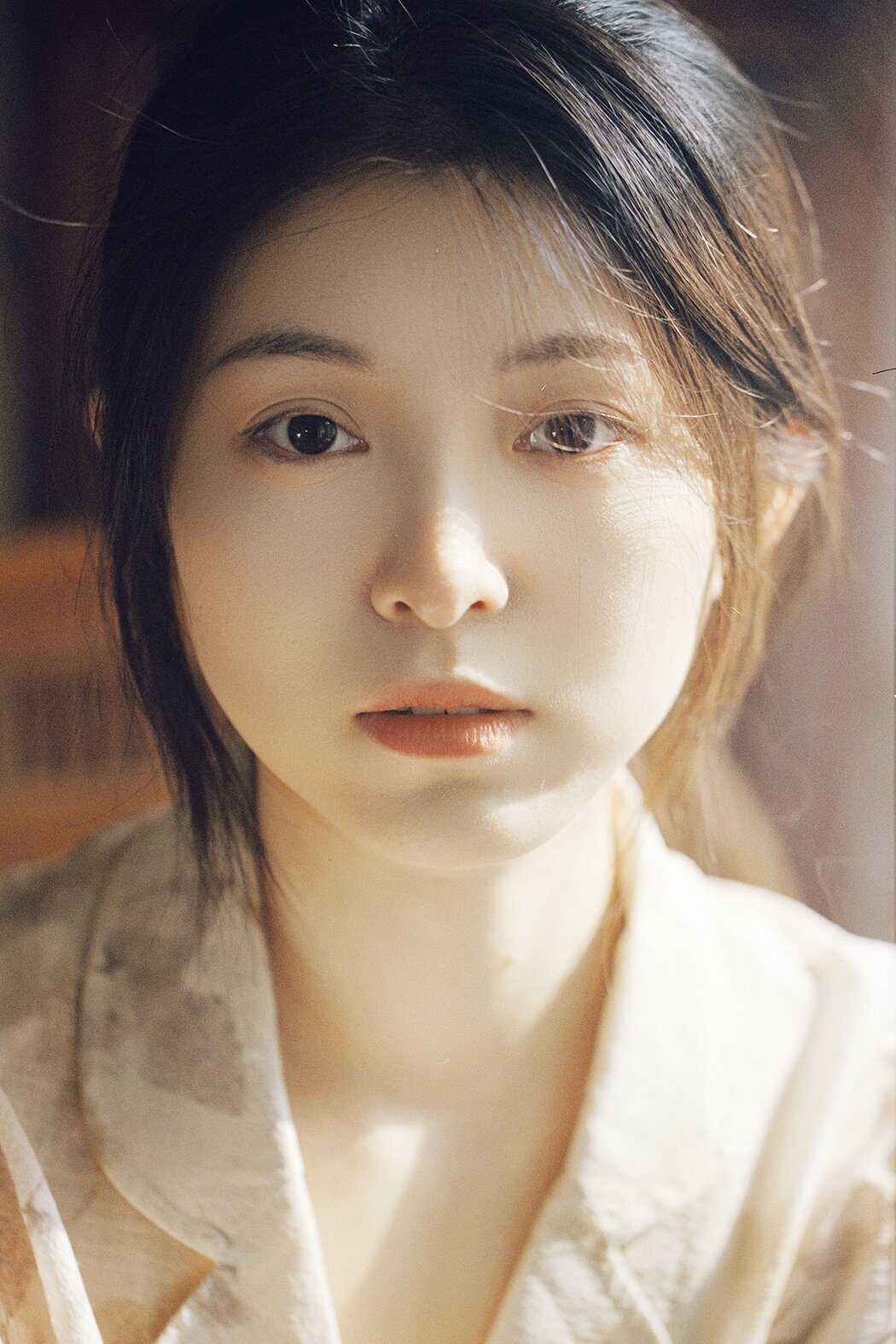 YiTuYu艺图语 Vol.9526 Chen Zi He (37P) Cover Photo