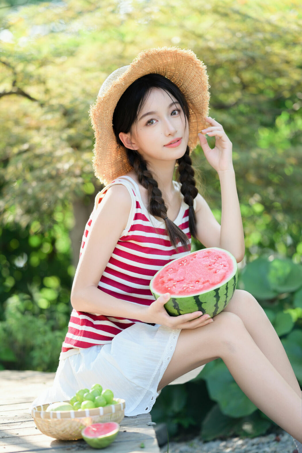YiTuYu艺图语 Vol.9529 Lin Miao Xin (18P)