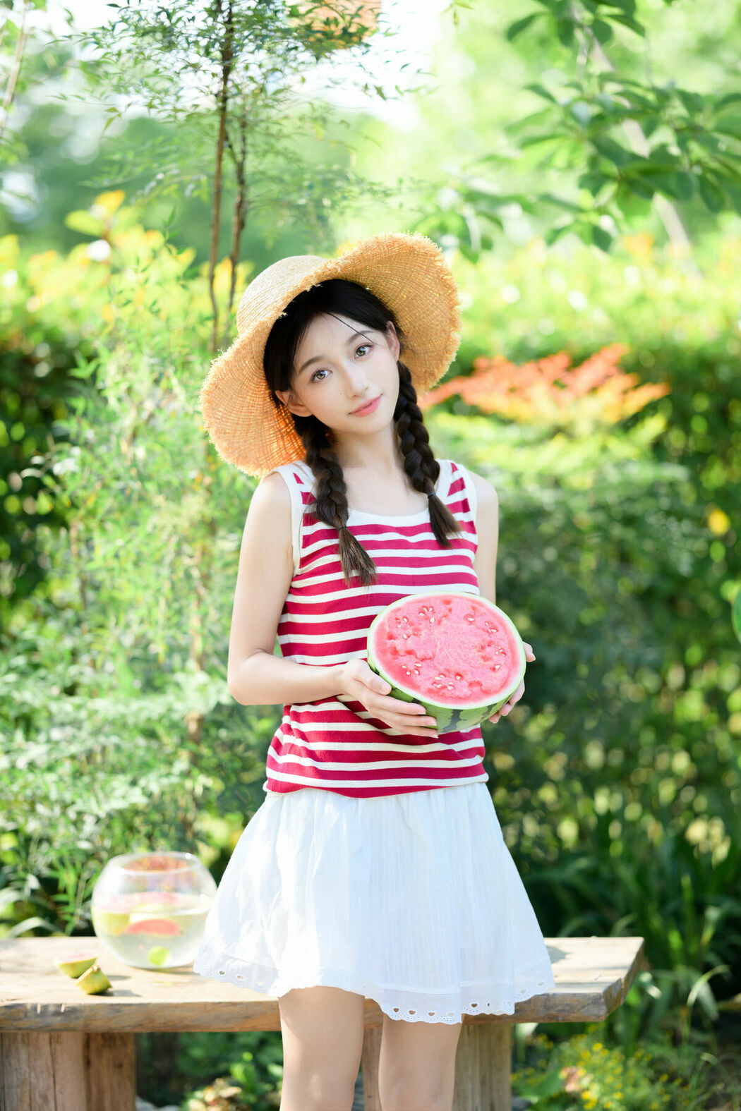 YiTuYu艺图语 Vol.9529 Lin Miao Xin (18P)