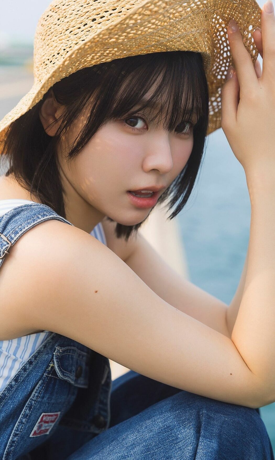 JP Liyuu – オールアザー版 Liyuu 2nd写真集 ヒトミ Part01 (60P)