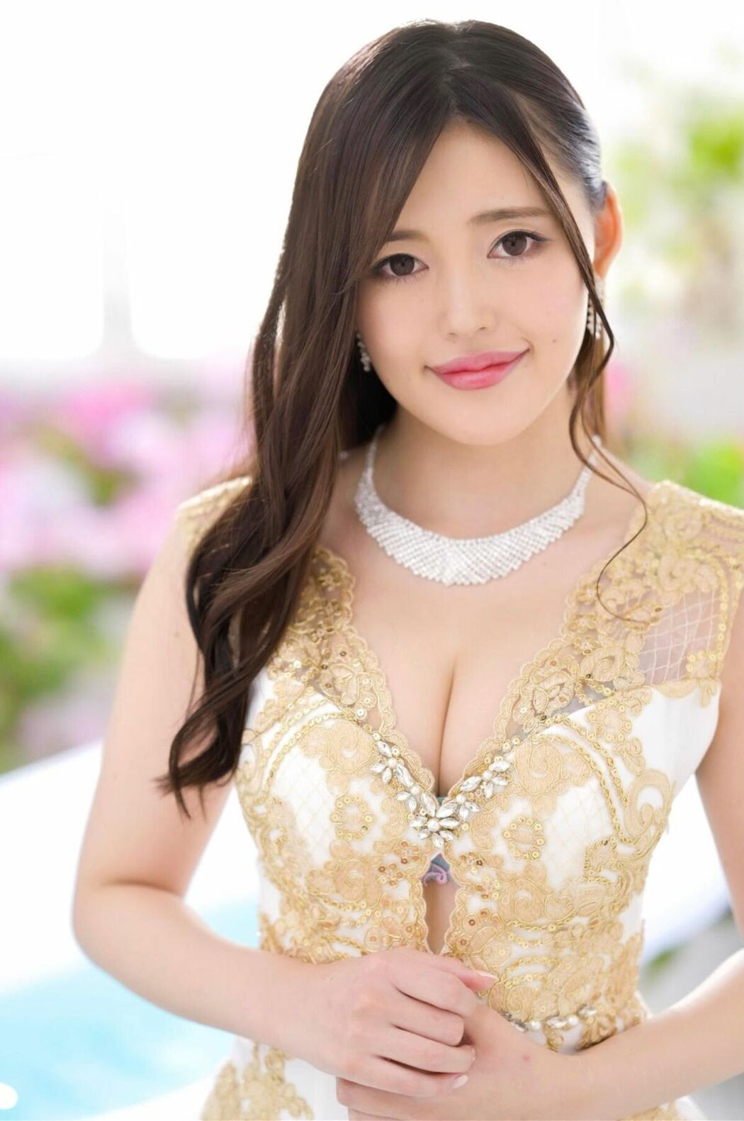 JP Minami Shiratori 白鳥みなみ – Prestige Pose Massage 02 Part01 (48P)
