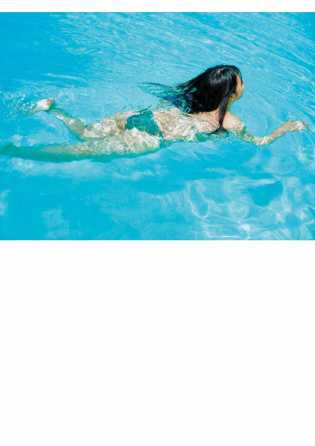 JP Ririka Fukui 福井梨莉華 – 電子版だけの特典カット付き 1st写真集 あいの道しるべ Part01 (65P)