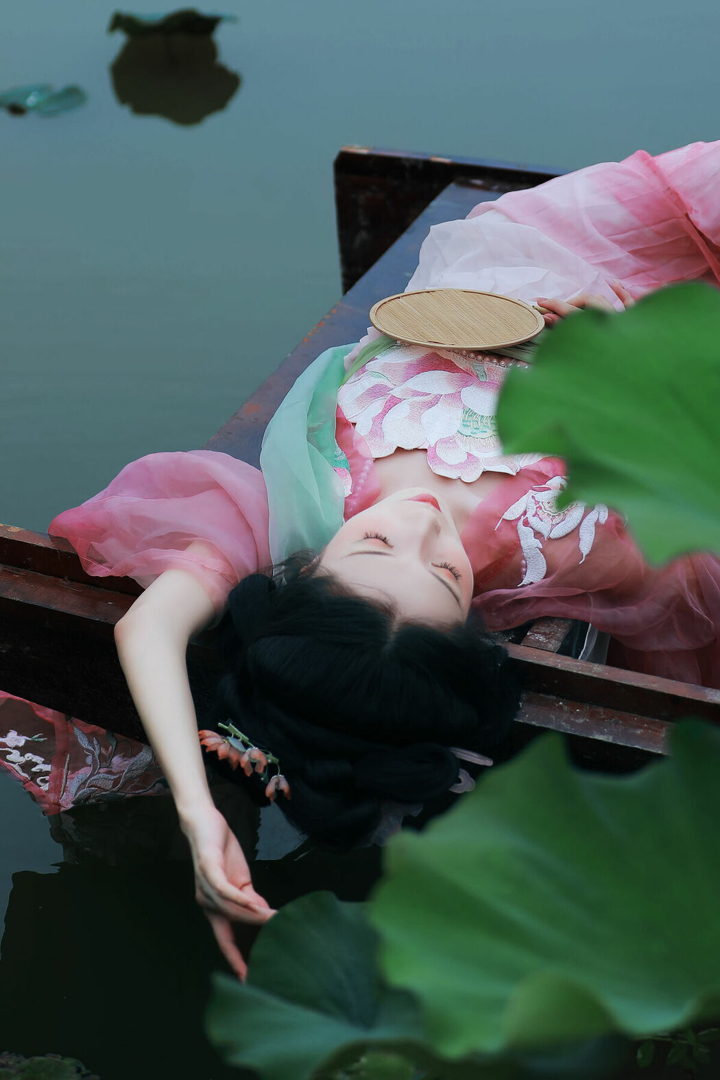 YiTuYu艺图语 Vol.9531 Bie Qiu Yue (23P)