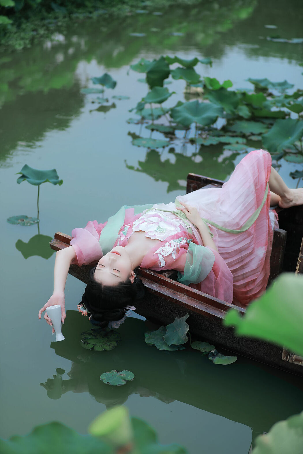 YiTuYu艺图语 Vol.9531 Bie Qiu Yue (23P)