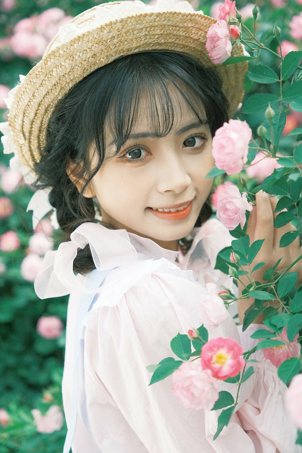 YiTuYu艺图语 Vol.9535 Er Er Er Yue (33P) Cover Photo