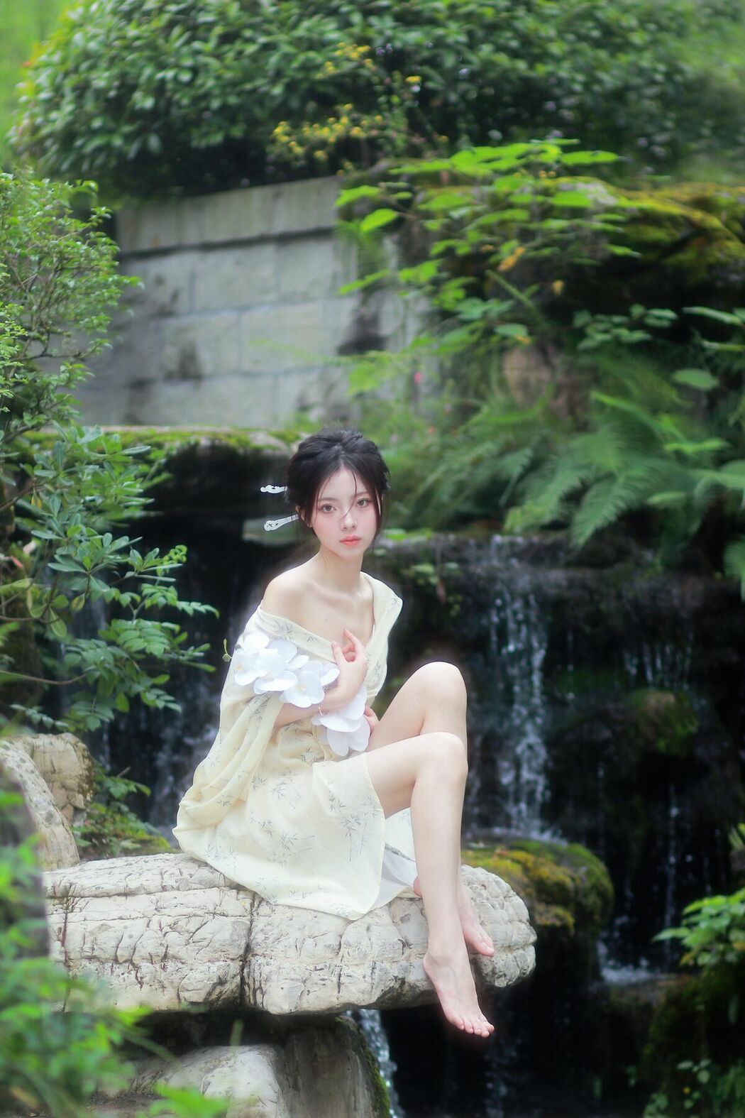 YiTuYu艺图语 Vol.9536 Lu Li (15P)